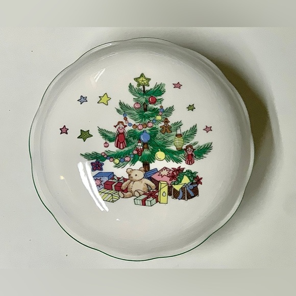 Vintage Discontinued Nikko Christmastime Lidded Candy Dish Trinket Box - Picture 11 of 13